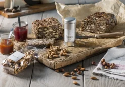 Herzhaftes Nussbrot mit original fränkischem Gewürz in Bioqualität